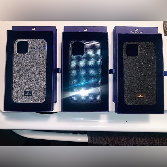 3 SWAROVSKI iPhone 11 Pro Cases - Picture 1 of 4